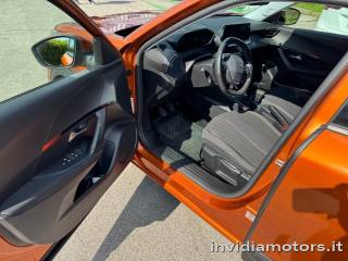 PEUGEOT 2008 usata, con Autoradio