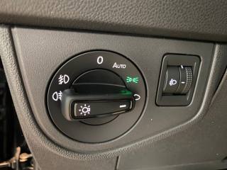 VOLKSWAGEN Taigo usata, con Touch screen