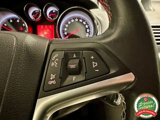 OPEL Meriva usata, con Interni in pelle