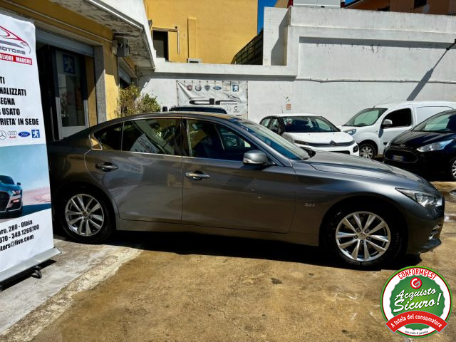 INFINITI Q50 usata, con Alzacristalli elettrici