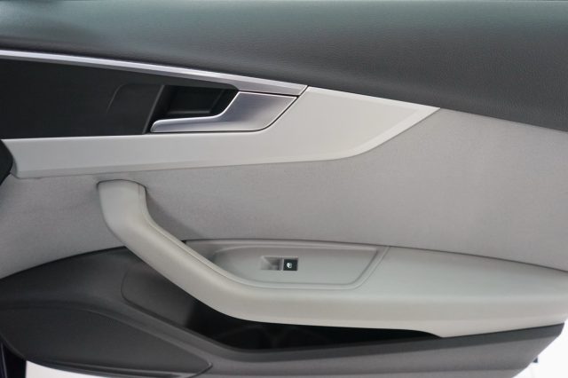 AUDI A4 usata, con Sistema di chiamata d