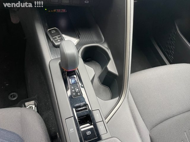 TOYOTA C-HR usata, con Fari LED