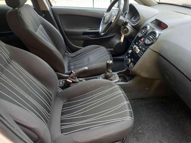 OPEL Corsa usata 17