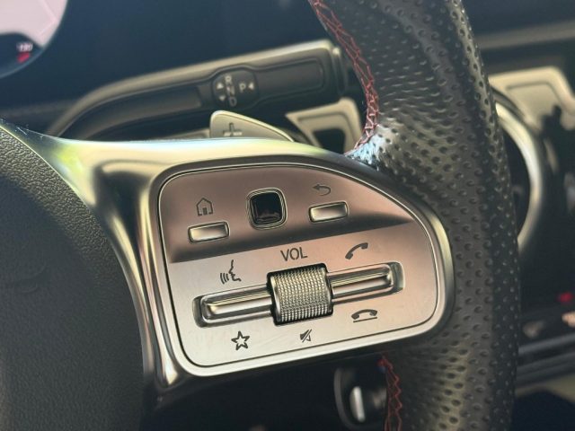 MERCEDES-BENZ A 180 usata, con Autoradio digitale