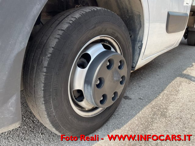 RENAULT Master usata, con Luci diurne