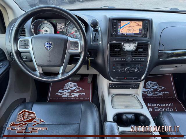 LANCIA Voyager usata, con Fari Xenon