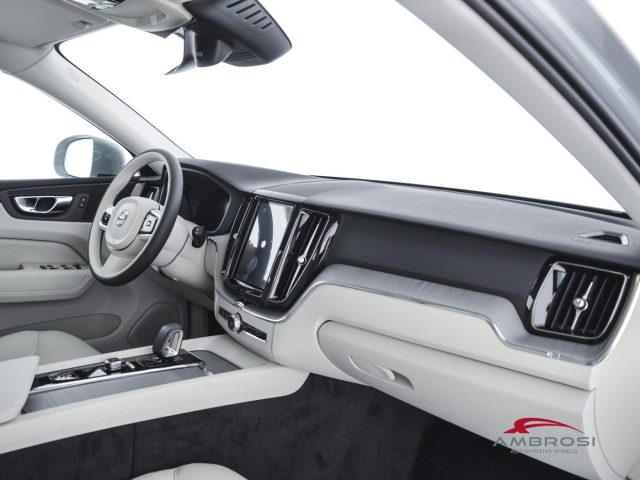 VOLVO XC60 usata 11