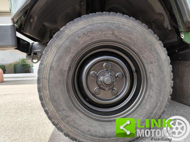 LAND ROVER Defender usata, con Volante in pelle