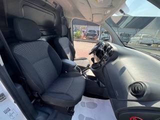 MERCEDES-BENZ Citan usata, con MP3