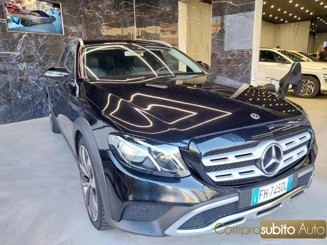 MERCEDES-BENZ E 220 usata, con Airbag laterali