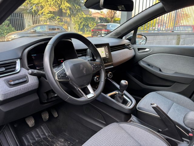RENAULT Clio usata, con Autoradio