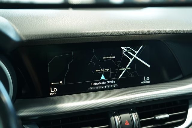 ALFA ROMEO Stelvio usata, con Touch screen