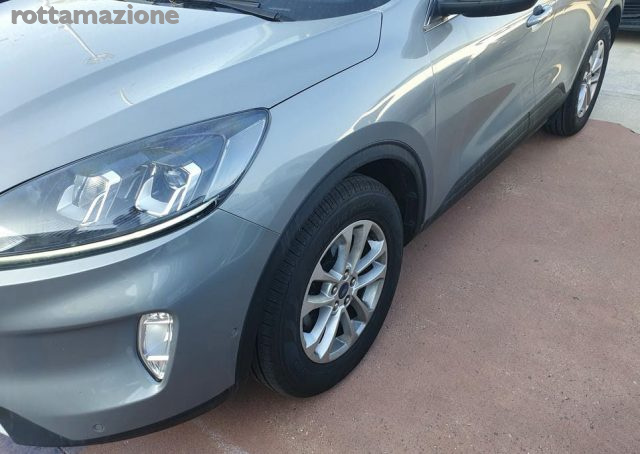 FORD Kuga usata, con Fendinebbia