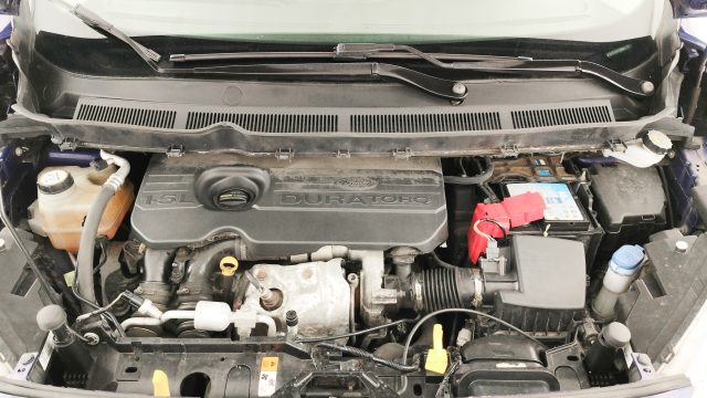 FORD Tourneo Courier usata 42
