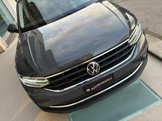 VOLKSWAGEN Tiguan usata, con Sedile posteriore sdoppiato