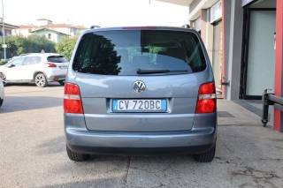 VOLKSWAGEN Touran usata, con Chiusura centralizzata