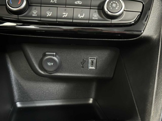 OPEL Corsa usata, con Sensori di parcheggio posteriori