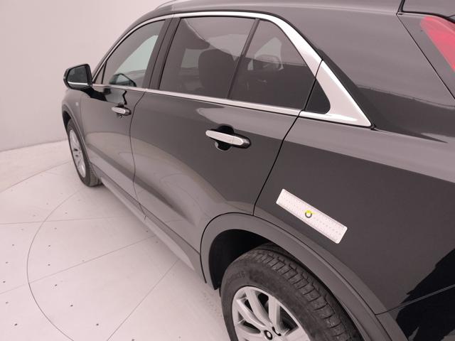 CADILLAC XT4 usata, con Airbag posteriore