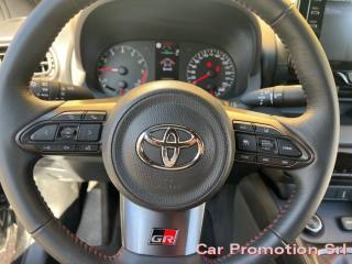 TOYOTA Yaris usata, con Cerchi in lega