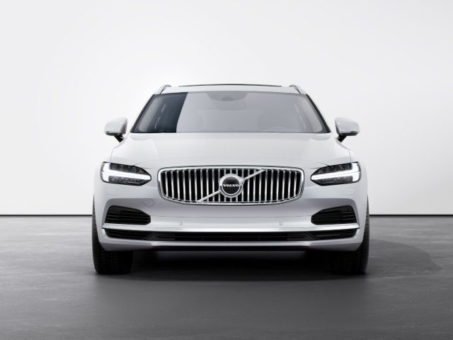 VOLVO V90 usata, con Alzacristalli elettrici