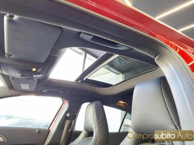 MERCEDES-BENZ GLA 200 usata 25