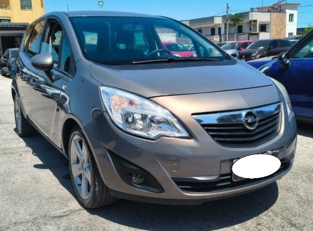 OPEL Meriva usata, con Airbag