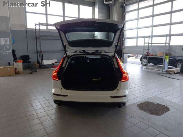 VOLVO V60 usata, con Autoradio