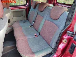 RENAULT Kangoo usata 16