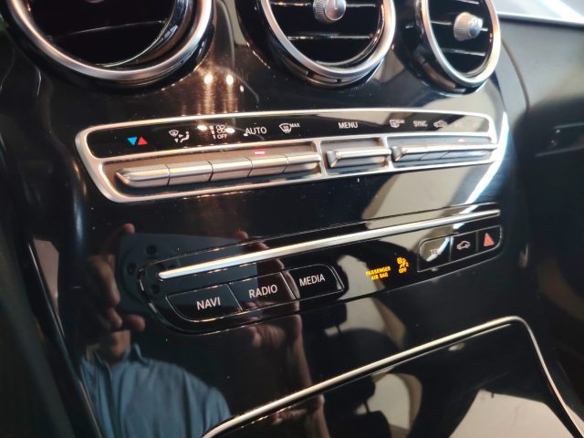 MERCEDES-BENZ C 220 usata 32