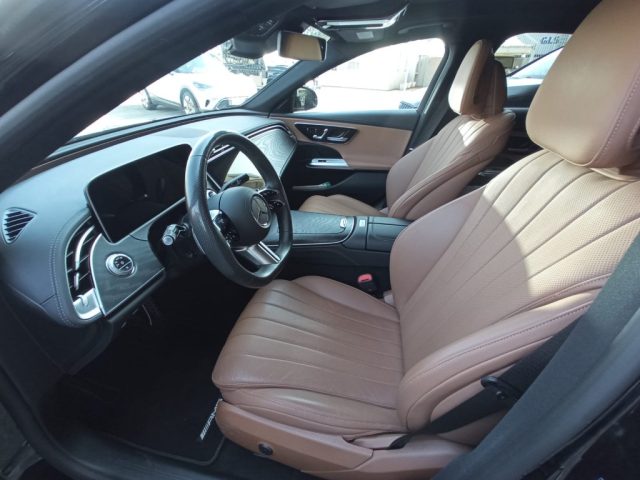 MERCEDES-BENZ E 220 usata, con Cerchi in lega