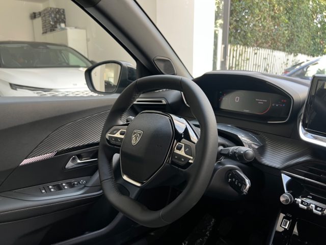 PEUGEOT 2008 usata, con Lettore CD