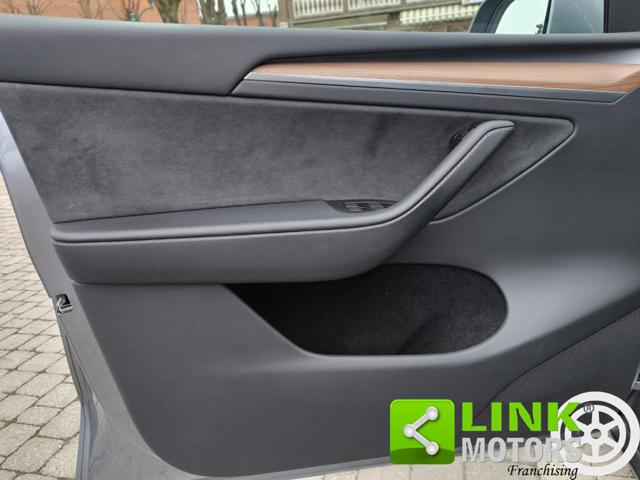 TESLA Model Y usata, con Gancio traino