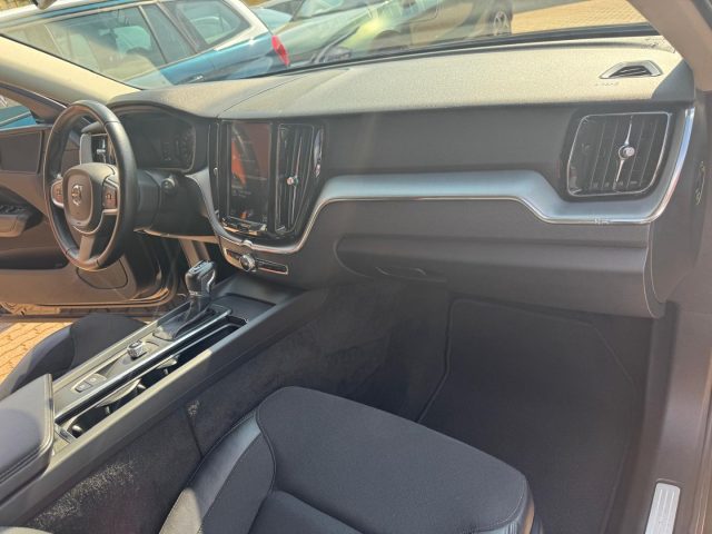 VOLVO XC60 usata, con Fari LED