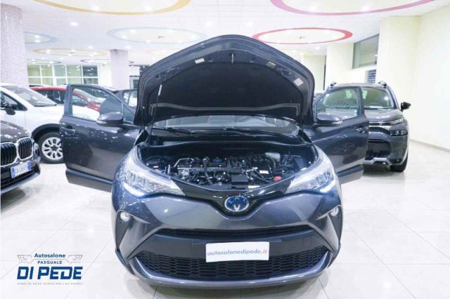 TOYOTA C-HR usata, con Cerchi in lega