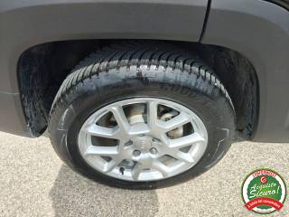 JEEP Renegade usata, con USB
