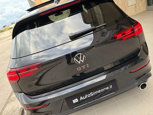 VOLKSWAGEN Golf usata, con Isofix