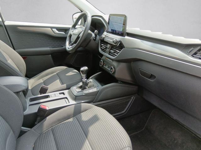 FORD Kuga usata, con Fari Xenon