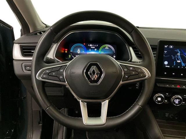 RENAULT Captur usata, con Bracciolo