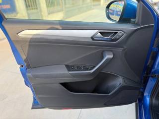 VOLKSWAGEN T-Roc usata, con Bracciolo