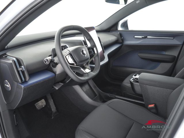 VOLVO EX30 usata 7