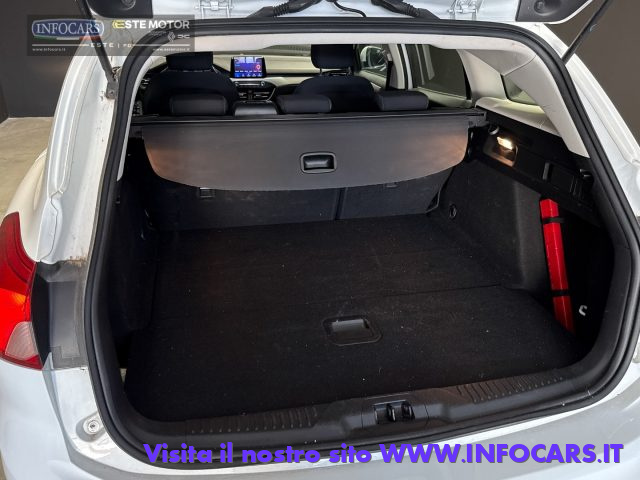 FORD Focus usata, con Sensori di parcheggio posteriori