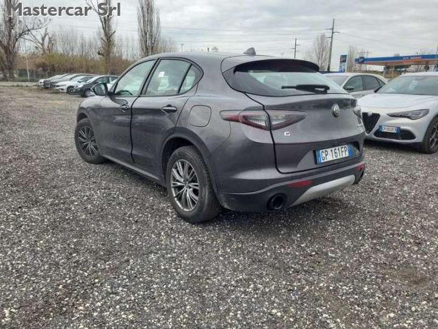 ALFA ROMEO Stelvio usata, con Alzacristalli elettrici