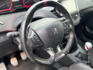 PEUGEOT 208 usata, con Alzacristalli elettrici