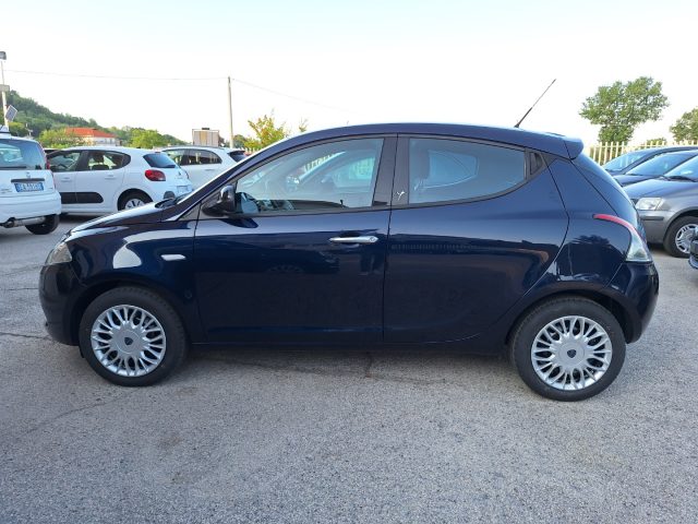 LANCIA Ypsilon usata, con Autoradio