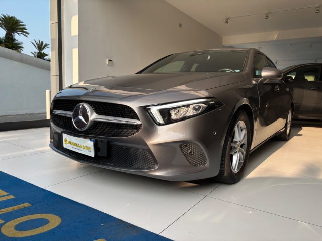MERCEDES-BENZ A 180 usata, con Autoradio