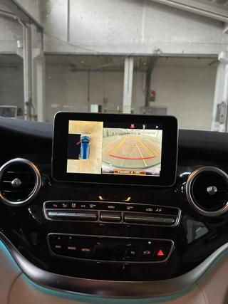 MERCEDES-BENZ V 250 usata, con ESP