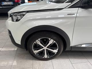 PEUGEOT 5008 usata, con Boardcomputer