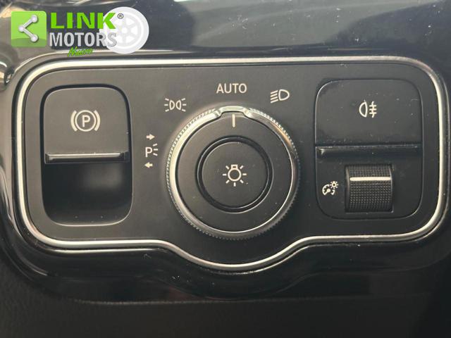 MERCEDES-BENZ A 180 usata, con Luci diurne LED