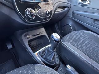 RENAULT Captur usata, con Park Distance Control