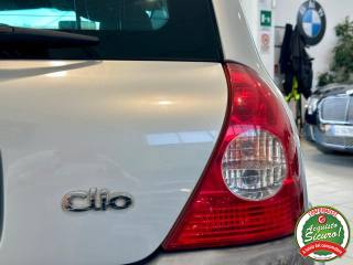 RENAULT Clio usata, con Alzacristalli elettrici